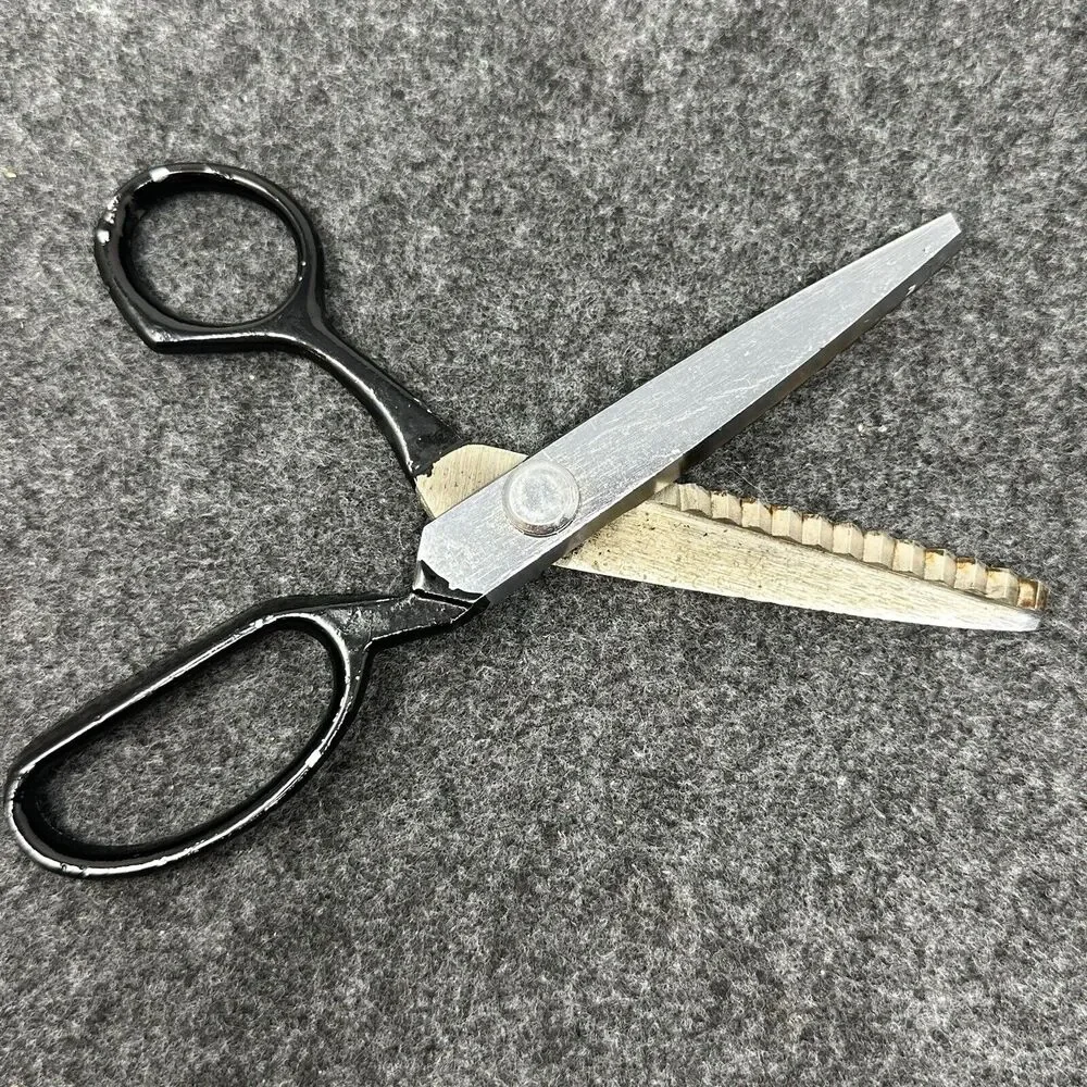 Vintage Griffon Cutler Pinking Shears 7 Inch Scissors Zig Zag HEAVY DUTY